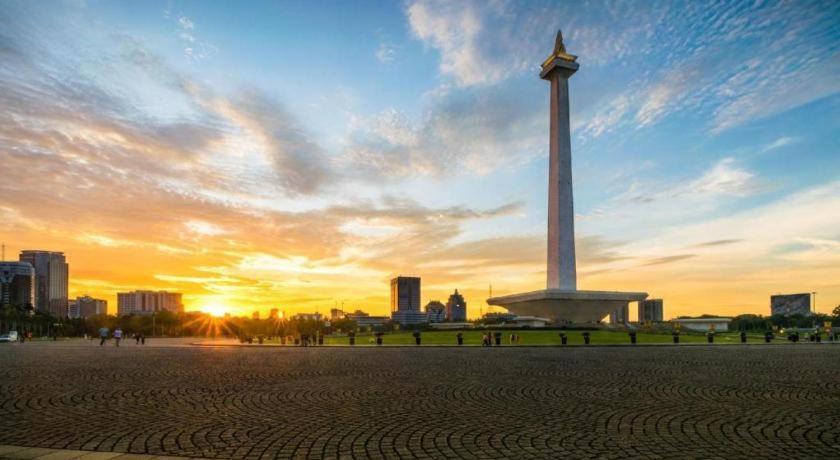 Hotel Bintang Wisata Mandiri Джакарта Экстерьер фото